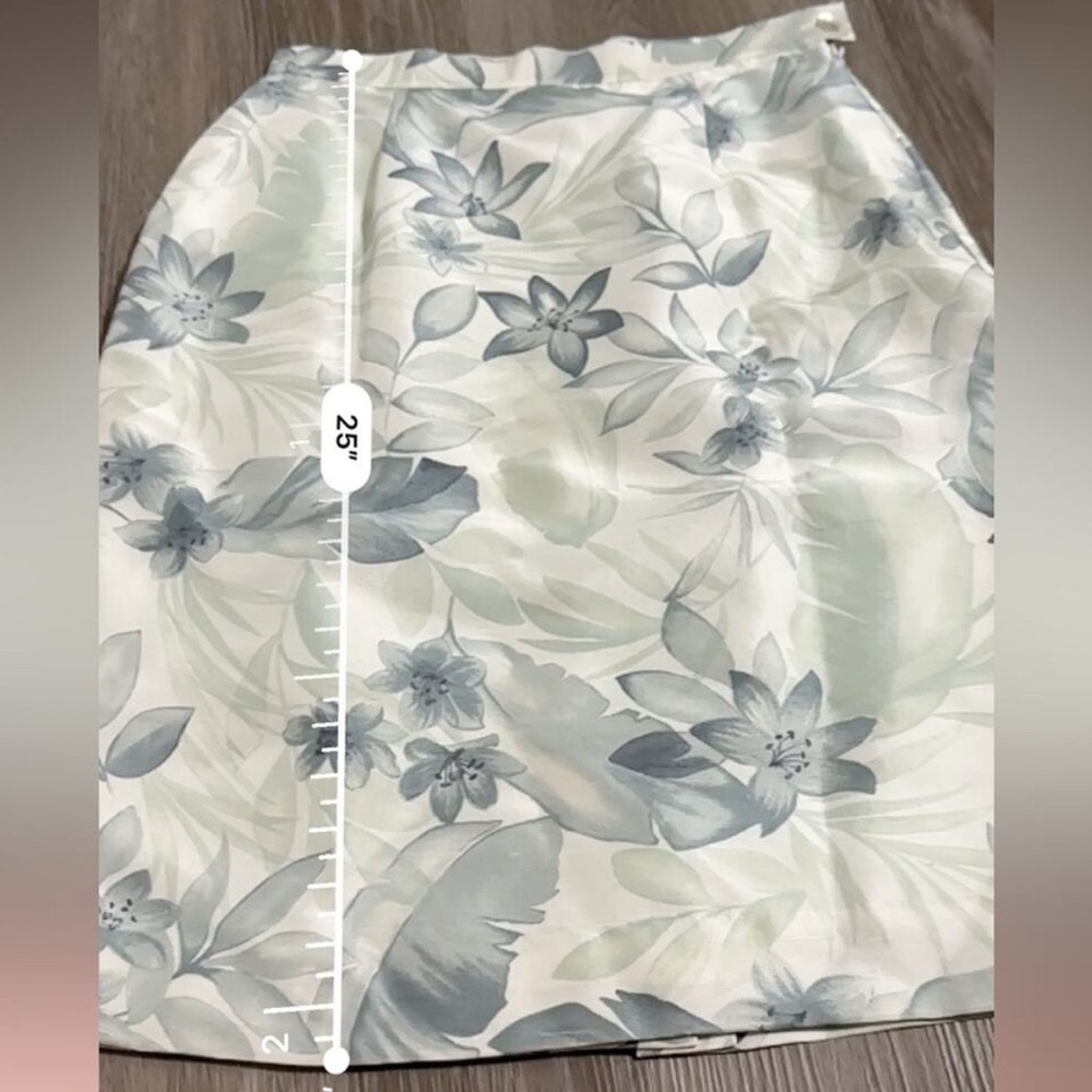 Rena Rowan Serene 100% Silk Gray & Blue Floral Print Pencil Skirt Size 6 in Mist